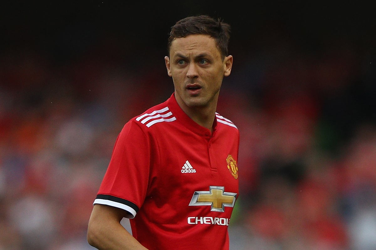 样令人窒息 样令人窒息